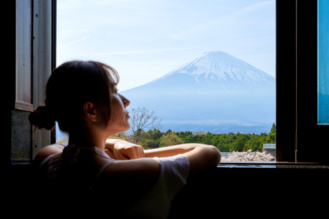 富士山を眺める貸切展望風呂